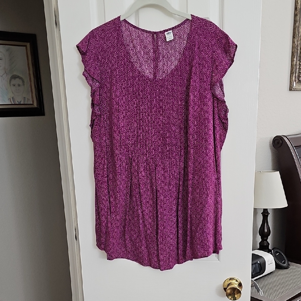 Women's Purple Patterned Top